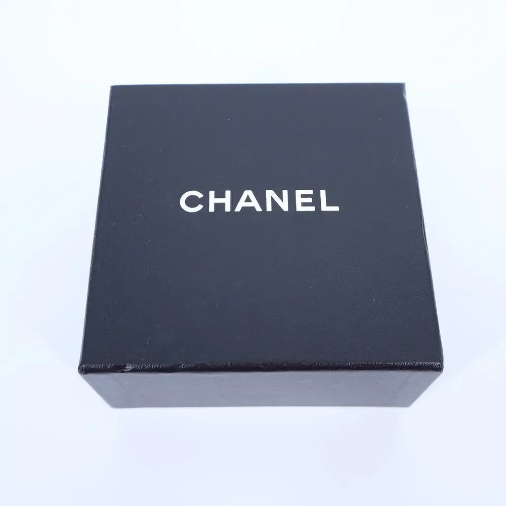 CHANEL Black and White Gift Box 4x4x2